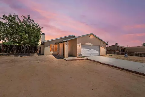 8437 Jacaranda Ave, California City, CA 93505