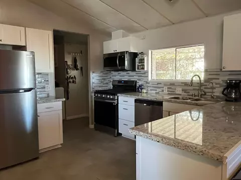 2113 Windcurrent Dr #132, Rosamond, CA 93560 photo 3