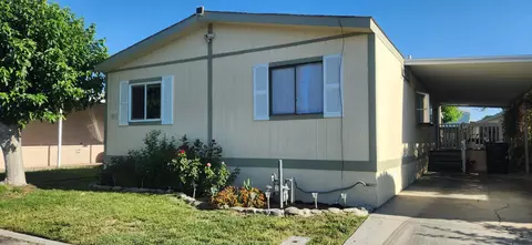 2113 Windcurrent Dr #132, Rosamond, CA 93560 photo 2