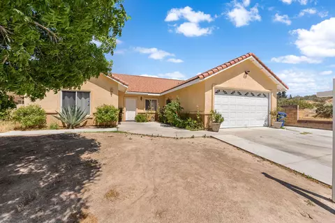 37414 Kimberly Ln, Palmdale, CA 93550