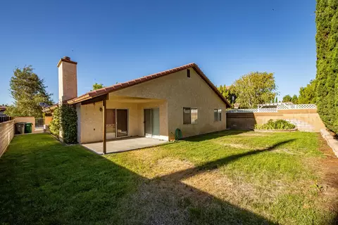 3350 J-2 W, Lancaster, CA 93536 photo 32
