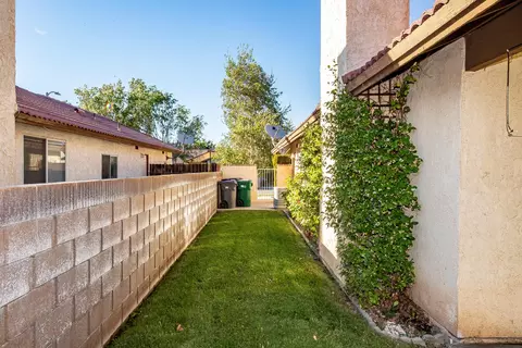 3350 J-2 W, Lancaster, CA 93536 photo 36