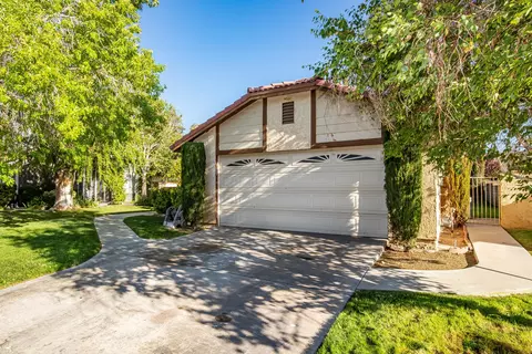 3350 J-2 W, Lancaster, CA 93536 photo 5