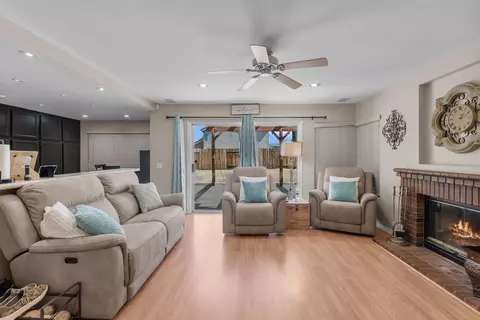 Other - 3335 Rollingridge Ave, Palmdale, CA 93550 photo 3 of 9