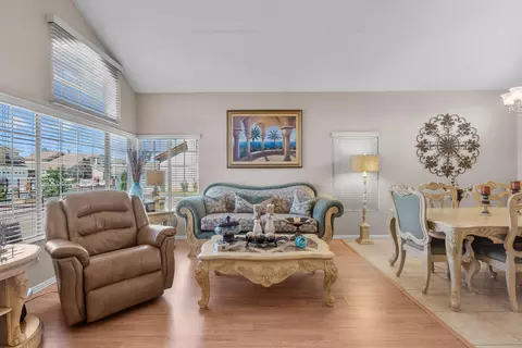 Living - 3335 Rollingridge Ave, Palmdale, CA 93550 photo 3 of 5