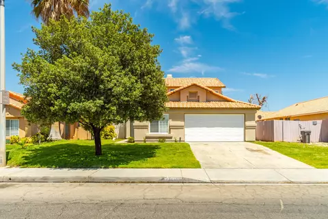 43810 5th St E, Lancaster, CA 93535