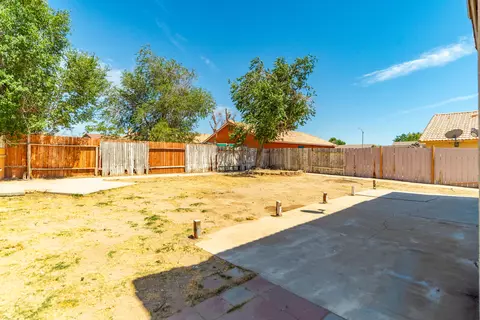43810 5th St E, Lancaster, CA 93535 photo 24