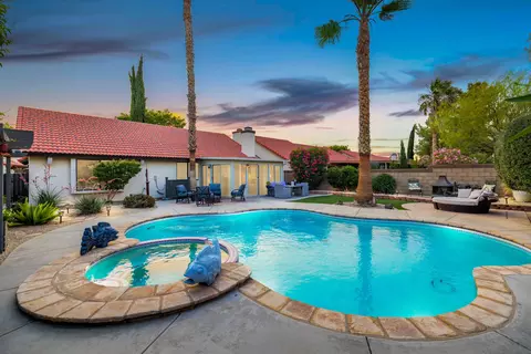 43110 11th St E, Lancaster, CA 93535
