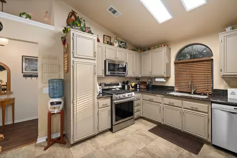 43110 11th St E, Lancaster, CA 93535 photo 13