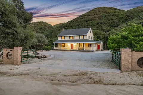 11660 Lonesome Valley Rd, Leona Valley, CA 93551