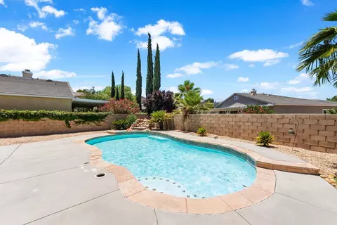 Exterior - 39301 Jacob Dr, Palmdale, CA 93551 photo 7 of 12