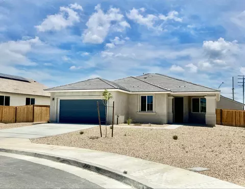 3718 Santa Monica Ct, Rosamond, CA 93560