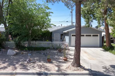 1056 W Avenue J10, Lancaster, CA 93534