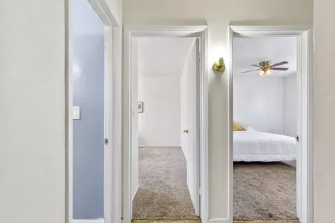 Entry Way - 49509 Brett Ave, Tehachapi, CA 93561 photo 2 of 3