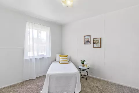 Bedroom - 49509 Brett Ave, Tehachapi, CA 93561 photo 6 of 7