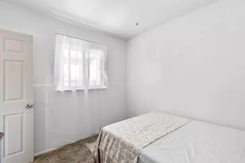 Bedroom - 49509 Brett Ave, Tehachapi, CA 93561 photo 2 of 7