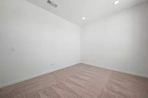 Bedroom - 44565 62nd St W, Lancaster, CA 93536 photo 7 of 12