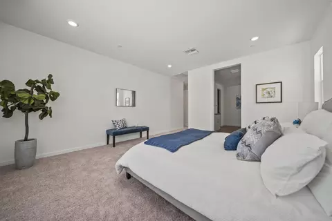 Bedroom - 44565 62nd St W, Lancaster, CA 93536 photo 3 of 12