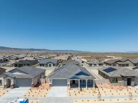View/Area - 44565 62nd St W, Lancaster, CA 93536 photo 2 of 7
