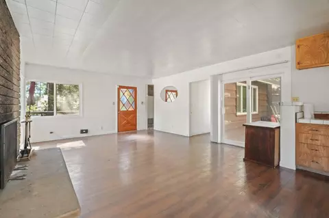 Living - 1669 Linnet Rd, Wrightwood, CA 92397 photo 4 of 4
