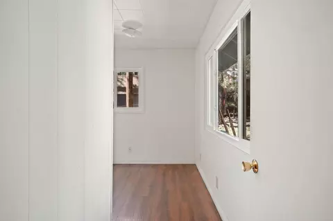 Entry Way - 1669 Linnet Rd, Wrightwood, CA 92397 photo 1 of 2