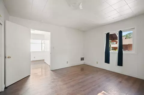 Bedroom - 1669 Linnet Rd, Wrightwood, CA 92397 photo 3 of 3