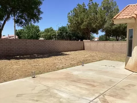 1812 Mesa Dr E, Lancaster, CA 93535 photo 13