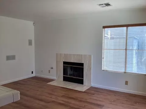 1812 Mesa Dr E, Lancaster, CA 93535 photo 6
