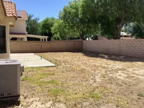 1812 Mesa Dr E, Lancaster, CA 93535 photo 12