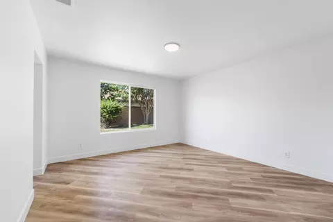 Living - 433 Avenue J11 E, Lancaster, CA 93535 photo 5 of 5