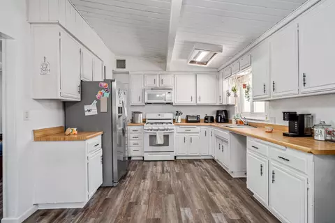 3318 Martin Ave, Mojave, CA 93501 photo 8