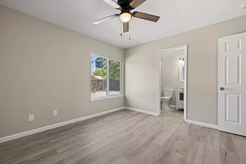 43001 Yew St, Lancaster, CA 93536 photo 22