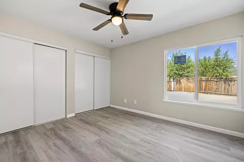 43001 Yew St, Lancaster, CA 93536 photo 20