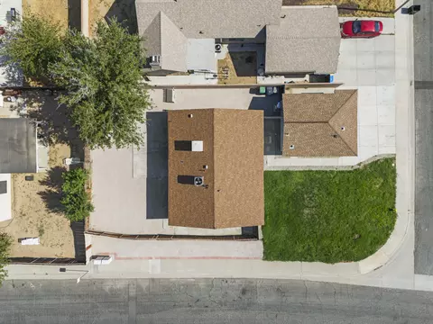 43001 Yew St, Lancaster, CA 93536 photo 48