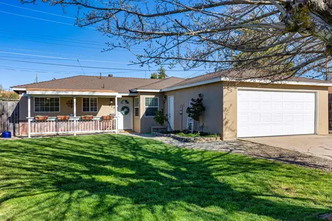 912 Bamboo Ct, Tehachapi, CA 93561 photo 6