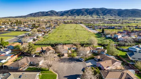 912 Bamboo Ct, Tehachapi, CA 93561 photo 33