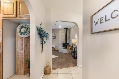 912 Bamboo Ct, Tehachapi, CA 93561 photo 8