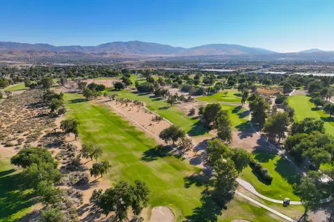 View/Area - 245 Joseph Ln, Palmdale, CA 93551 photo 2 of 9