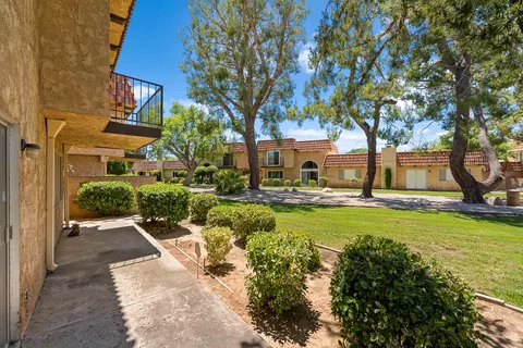 Exterior - 245 Joseph Ln, Palmdale, CA 93551 photo 6 of 10