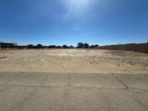 179 Th St E, Lancaster, CA 93535 photo 8