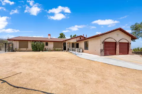 14506 Valyermo Rd, Pearblossom, CA 93553