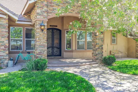 5070 Ave K4 E, Lancaster, CA 93535