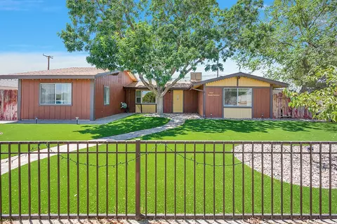 7700 Xavier Ave, California City, CA 93505