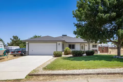 21620 Foothill Dr, Tehachapi, CA 93561 photo 2