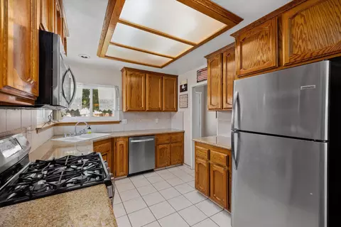 21620 Foothill Dr, Tehachapi, CA 93561 photo 16