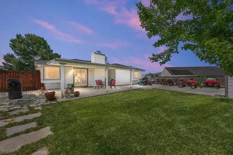 21620 Foothill Dr, Tehachapi, CA 93561 photo 5