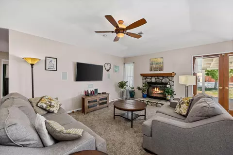 21620 Foothill Dr, Tehachapi, CA 93561 photo 12