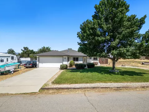 21620 Foothill Dr, Tehachapi, CA 93561 photo 7