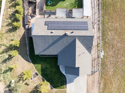 View/Area - 17861 Cavalcade Pl, Tehachapi, CA 93561 photo 1 of 12