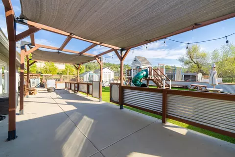 Exterior - 17861 Cavalcade Pl, Tehachapi, CA 93561 photo 5 of 10
